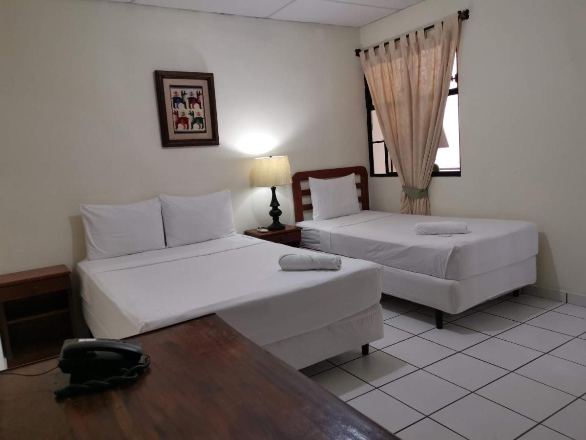 Hotel Armonia Hostal San Salvador Esterno foto