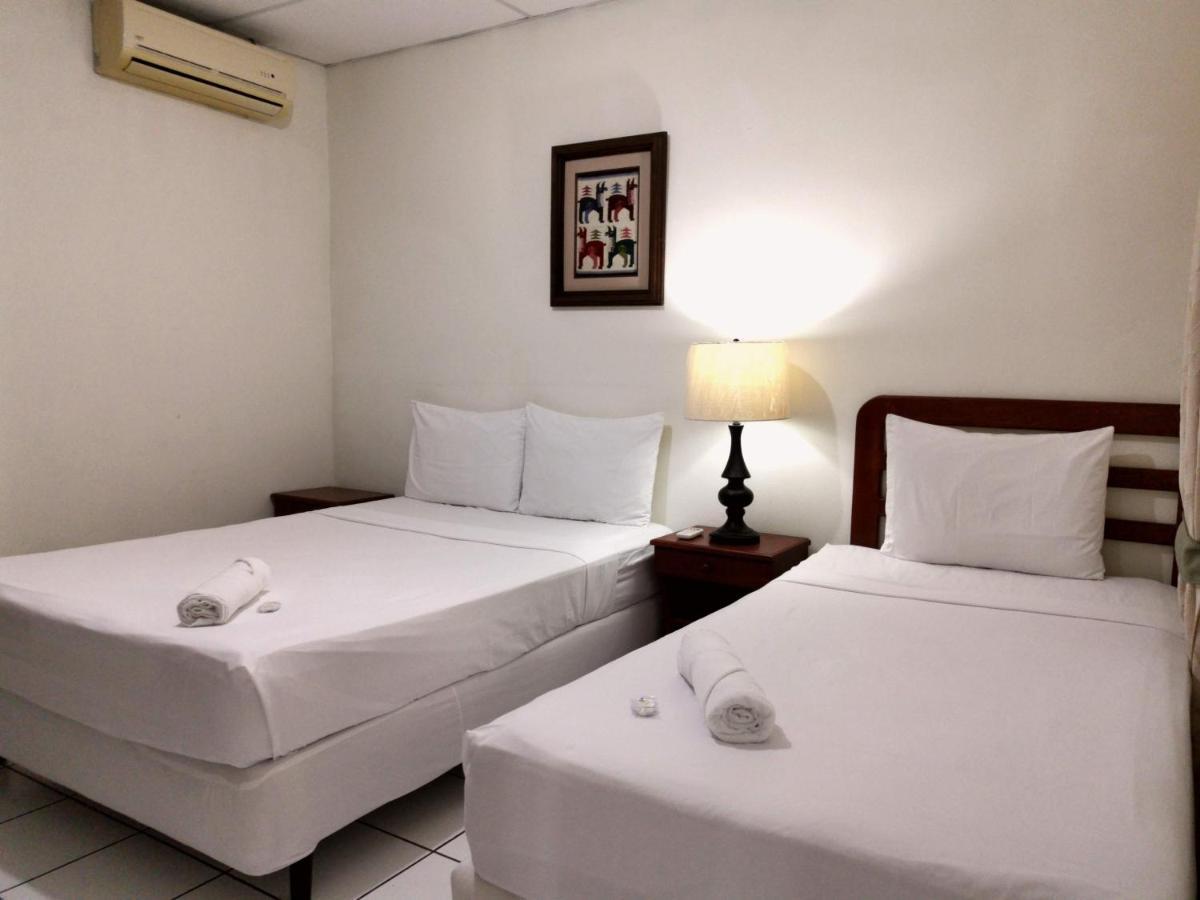 Hotel Armonia Hostal San Salvador Esterno foto
